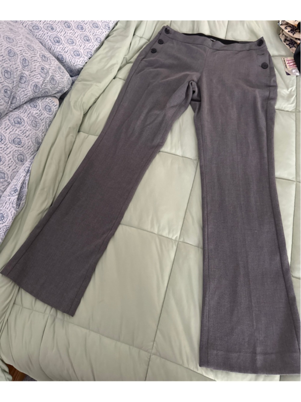 #0259 - Women's EXPRESS Gray Boot Cut Pants Size 12 with Black Buttons